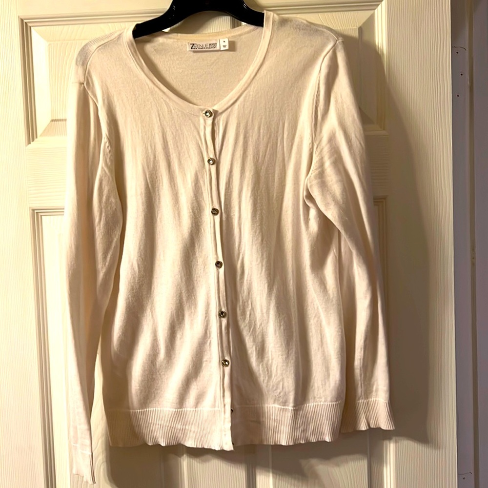 NY&CO white cardigan